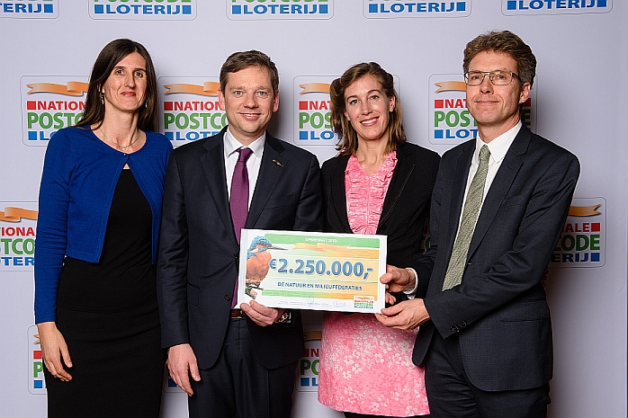 Postcode Loterij keert recordbedrag van 328 miljoen euro uit aan goede doelen
